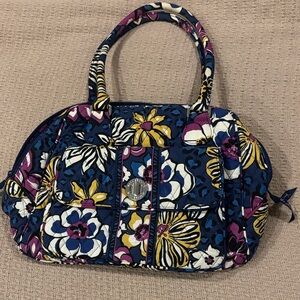 Vera Bradley Violet Retired Print Travel Shoulders Bag